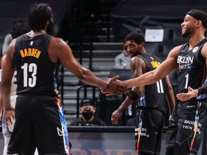 且底池已成 且底池已成